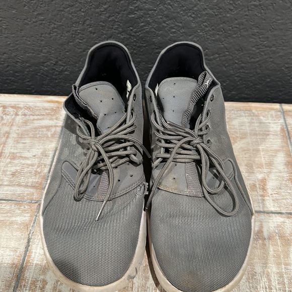 Jordan Shoes - Picture 3 of 9